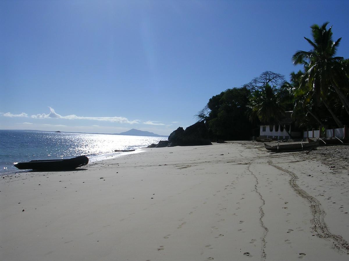 Bed and Breakfast Les Jardins D'Ankify Andimaka Esterno foto