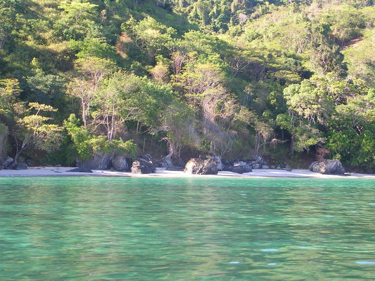 Bed and Breakfast Les Jardins D'Ankify Andimaka Esterno foto